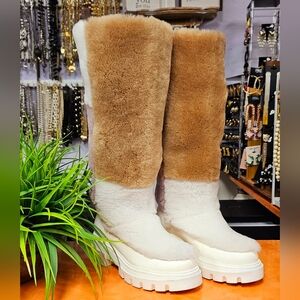 Free People Women's Tan and White Fur Boots